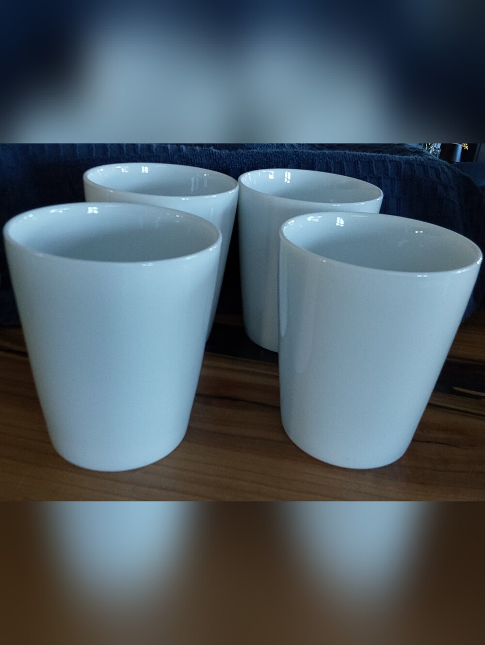 4 WHITE PORCELAIN GOLD CANYON TUMBLERS